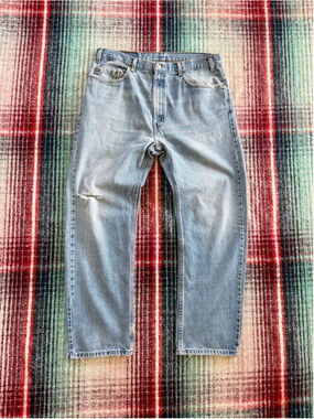 90s Levi’s 505 Light Wash 36x30